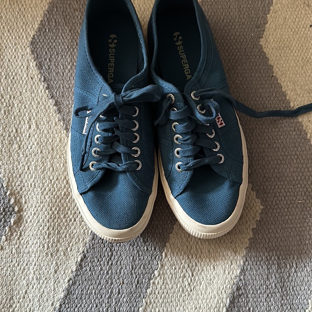 Womens Superga sneakers size 39 - Picture 2 of 6